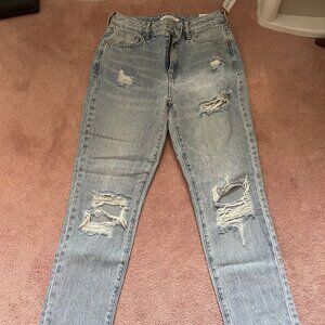 PacSun Light Wash Distressed Mom Jeans, Size 26